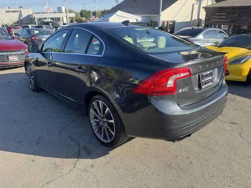 2015 Volvo S60 T5 Platinum