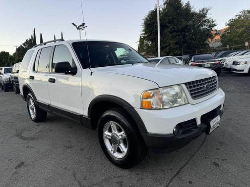 White 2003 Ford Explorer Sport XLT