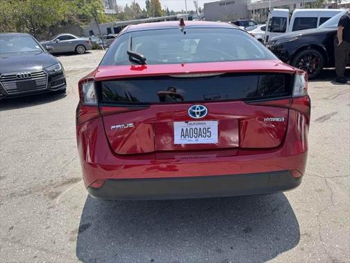 2021 Toyota Prius L