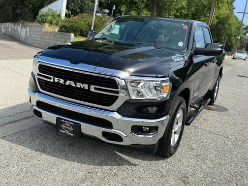 Diamond Black Crystal Pearlcoat 2020 RAM 1500 Big Horn/Lone Star