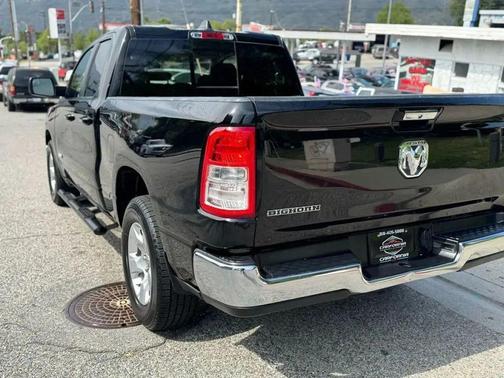 Diamond Black Crystal Pearlcoat 2020 RAM 1500 Big Horn/Lone Star