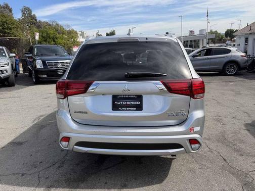 2018 Mitsubishi Outlander PHEV GT