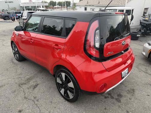 2018 Kia Soul +