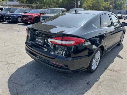 2020 Ford Fusion Hybrid SE