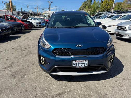Deep Cerulean 2020 Kia Niro LX