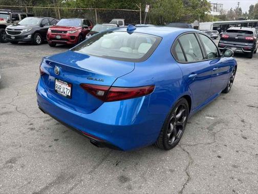 2019 Alfa Romeo Giulia Base