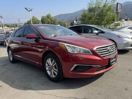 2016 Hyundai SONATA SE