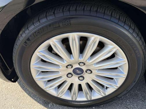 2013 Ford Fusion Hybrid SE Hybrid