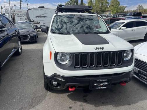 2015 Jeep Renegade Trailhawk