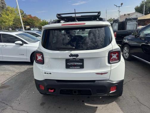 2015 Jeep Renegade Trailhawk