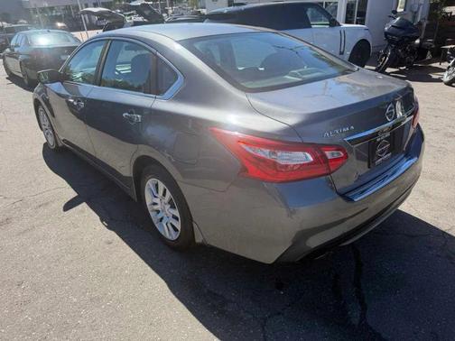 Gun Metallic 2016 Nissan Altima 2.5 S