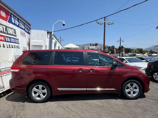 2013 Toyota Sienna SE