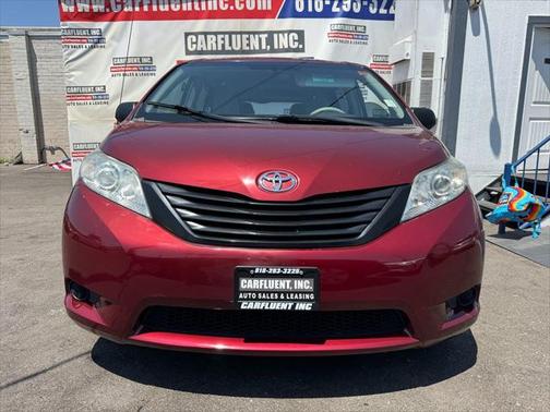 2013 Toyota Sienna SE