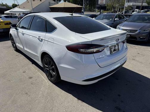 2018 Ford Fusion Hybrid SE