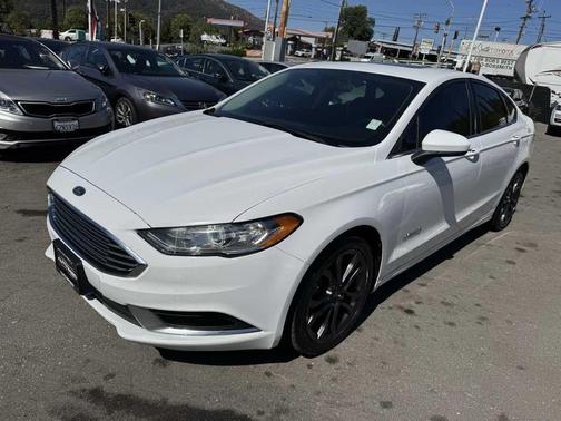2018 Ford Fusion Hybrid SE