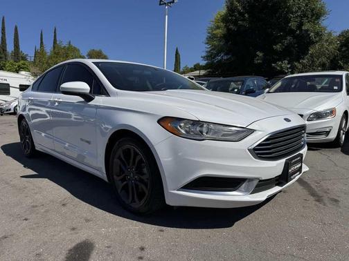 2018 Ford Fusion Hybrid SE