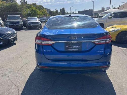 2017 Ford Fusion Hybrid SE