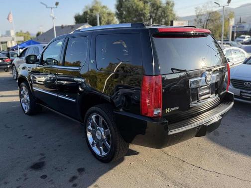 2011 Cadillac Escalade Hybrid Base