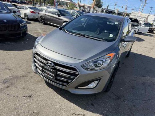 2016 Hyundai Elantra GT Base