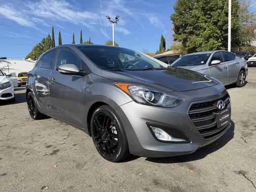2016 Hyundai Elantra GT Base