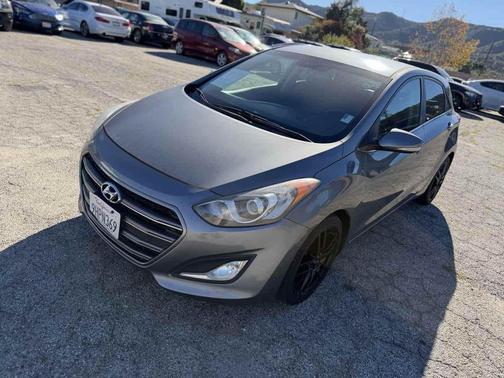 2016 Hyundai Elantra GT Base