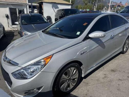 2015 Hyundai SONATA Hybrid Limited