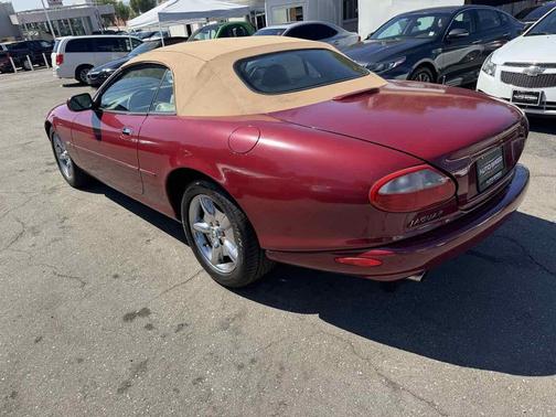 1999 Jaguar XK8 Base