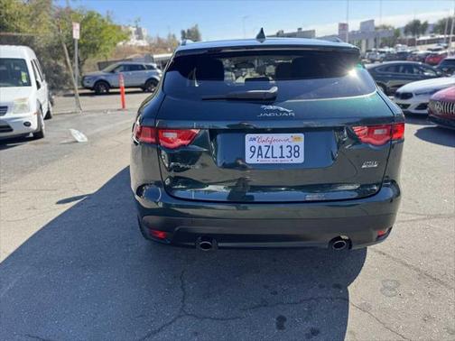 2018 Jaguar F-PACE 25t Prestige