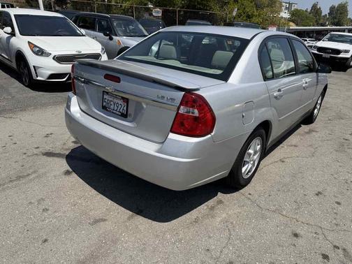 Galaxy Silver Metallic 2005 Chevrolet Malibu Base