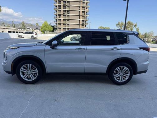 2022 Mitsubishi Outlander ES 2.5 S-AWC