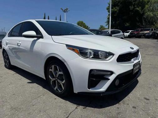 Clear White 2021 Kia Forte LXS