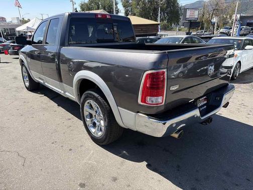 Granite Crystal Metallic Clearcoat 2014 RAM 1500 Laramie