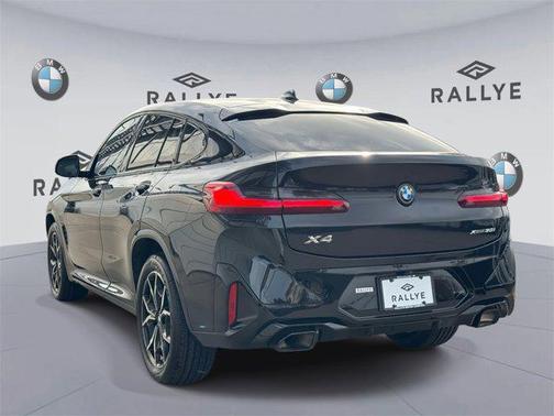 2023 BMW X4 xDrive30i