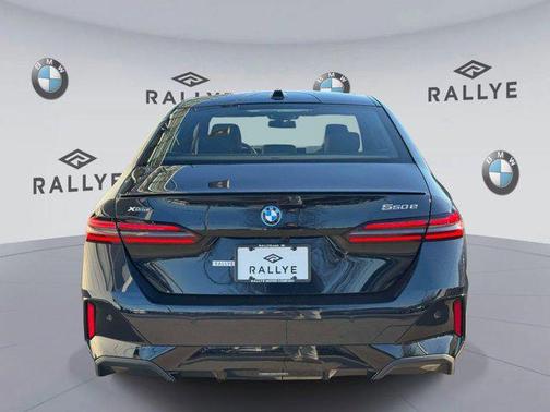 2026 BMW 550e xDrive