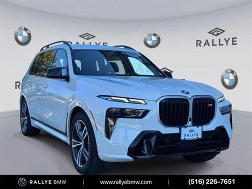 2025 BMW X7 M60i