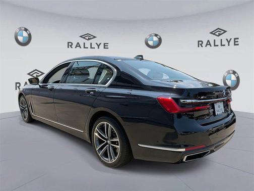 2022 BMW 750 i xDrive