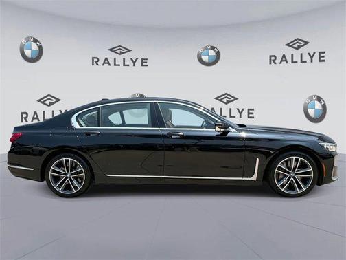 2022 BMW 750 i xDrive