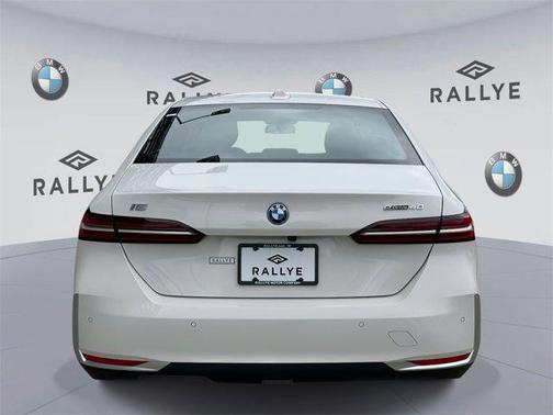 2024 BMW i5 eDrive40