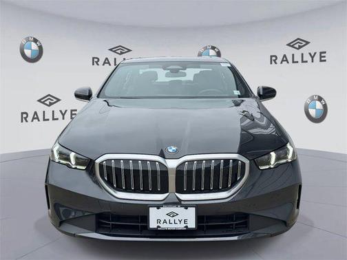2025 BMW 530 i xDrive