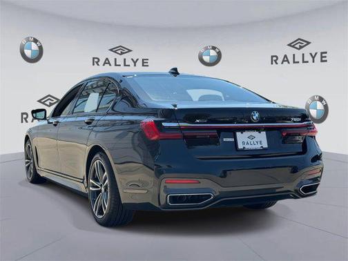 2022 BMW 750 i xDrive