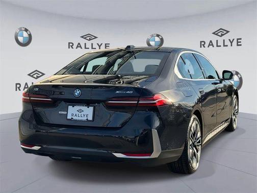 2025 BMW i5 xDrive40