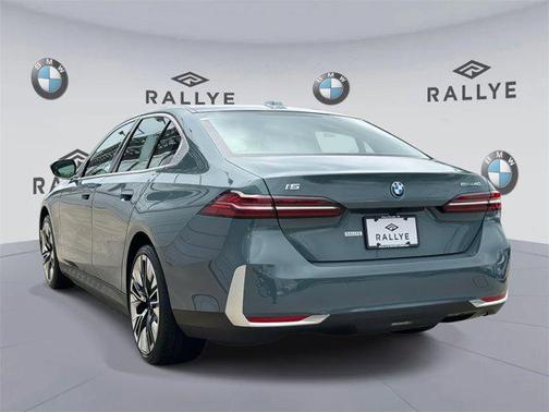 2024 BMW i5 eDrive40