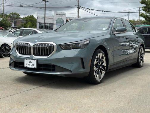 2024 BMW i5 eDrive40