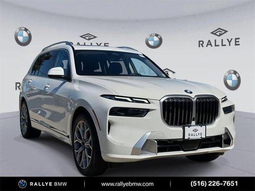 2025 BMW X7 xDrive40i