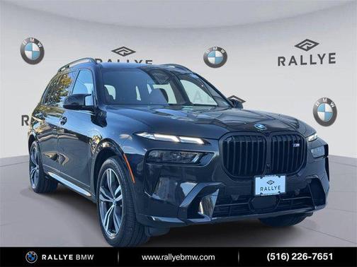 2025 BMW X7 M60i