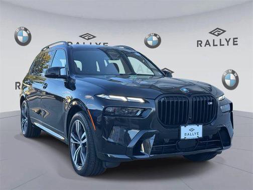2025 BMW X7 M60i