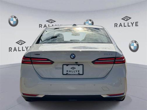 2025 BMW 530 xDrive