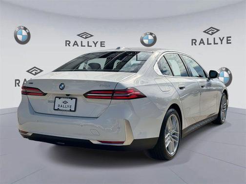 2025 BMW 530 xDrive