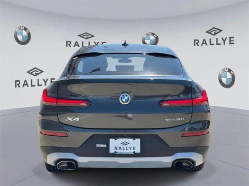 2022 BMW X4 xDrive30i