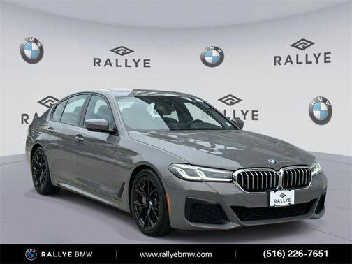2022 BMW 530 i xDrive